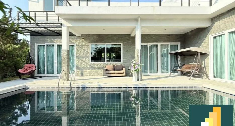 Haus zum Kauf mit 4 Zimmer in Ban Bueng, Chonburi
