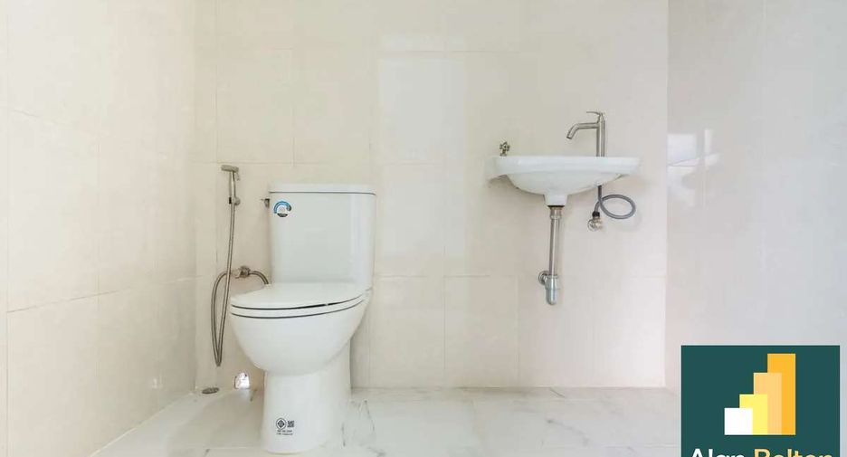 Haus zum Kauf mit 4 Zimmer in Ban Bueng, Chonburi