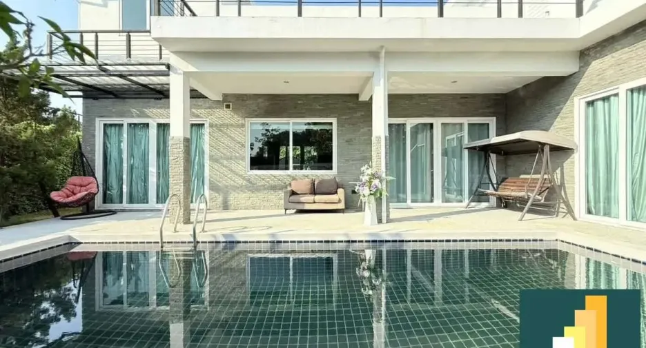 À vendre 4 chambres maison à Ban Bueng, Chonburi