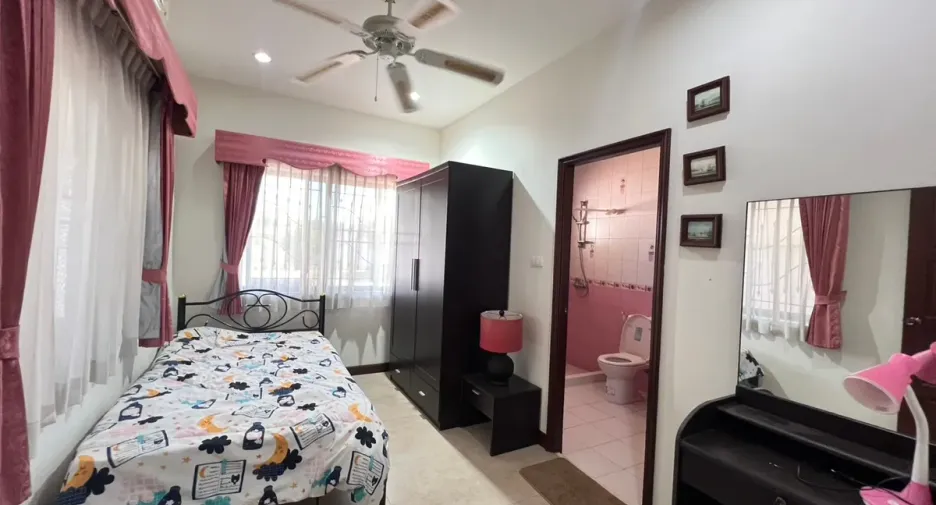 À vendre 4 chambres maison à Ban Bueng, Chonburi