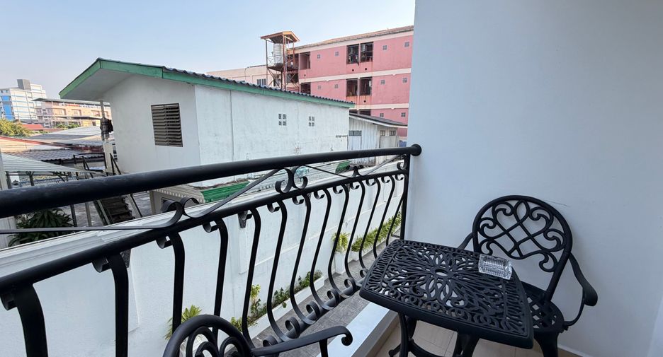 Condo en alquiler de 1 habitaciones en Bang Lamung, Chonburi
