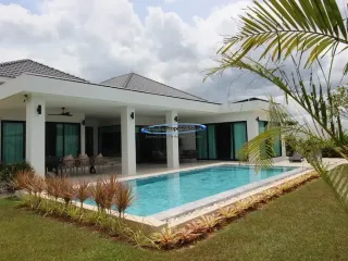 À vendre 3 chambres maison à Pran Buri, Prachuap Khiri Khan