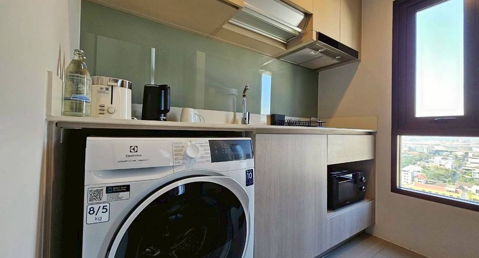 Condo en alquiler de 1 habitaciones en Phra Khanong, Bangkok
