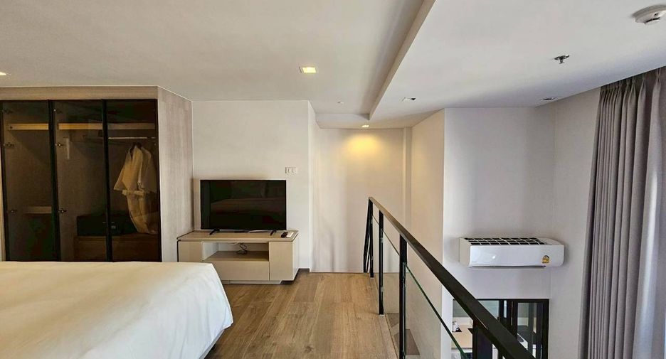Condo en alquiler de 1 habitaciones en Phra Khanong, Bangkok