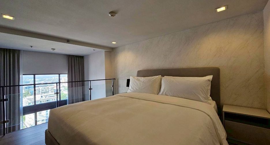 Condo en alquiler de 1 habitaciones en Phra Khanong, Bangkok