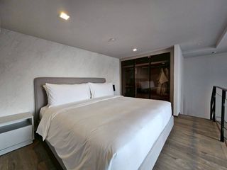 À louer 1 chambre condo à Phra Khanong, Bangkok