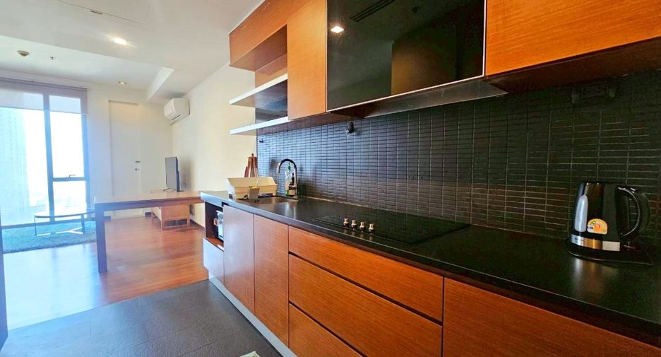 For rent 1 bed condo in Khlong Toei, Bangkok