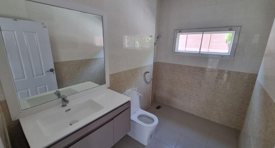 À vendre 3 chambres maison à Bang Lamung, Chonburi