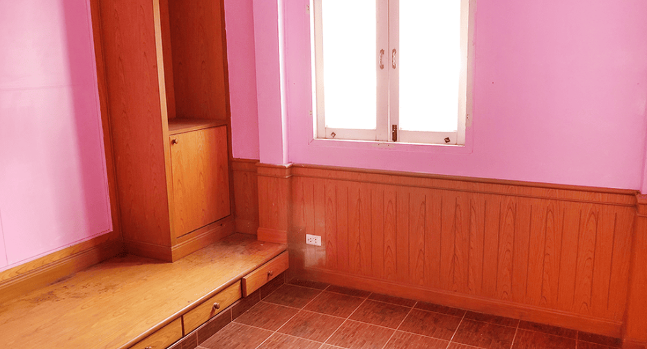 For sale 1 bed house in Mueang Chon Buri, Chonburi