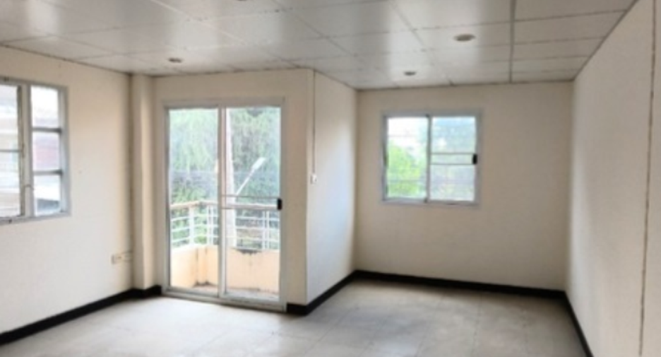 出售 8 卧室 独立屋 在 Thawi Watthana, 曼谷