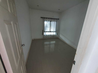 Casa en venta de 2 habitaciones en Phan Thong, Chonburi