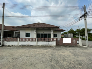 Casa en venta de 2 habitaciones en Phan Thong, Chonburi