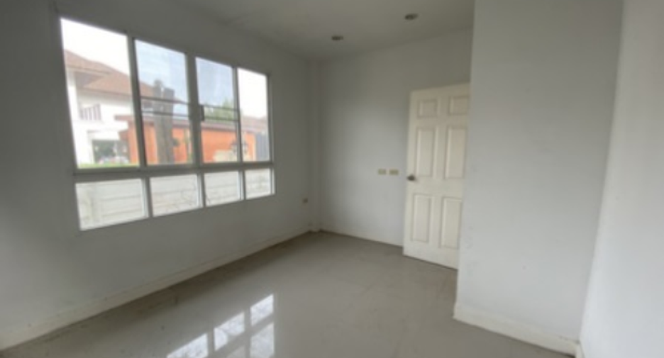 For sale 4 bedrooms house in Mueang Rayong, Rayong