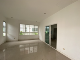 For sale 4 bedrooms house in Mueang Rayong, Rayong