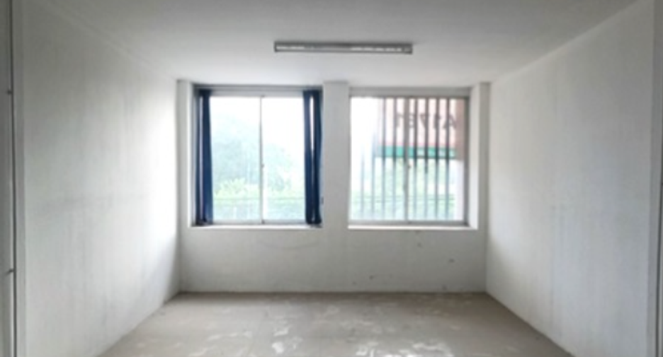 Gewerbefläche zum Kauf mit 1 Zimmer in Si Racha, Chonburi