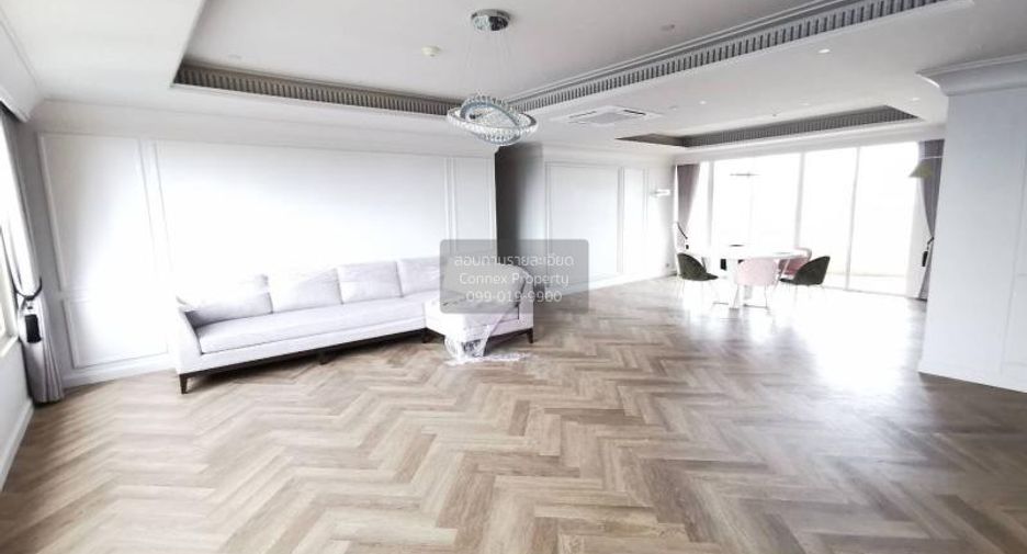 For rent 4 bedrooms condo in Watthana, Bangkok