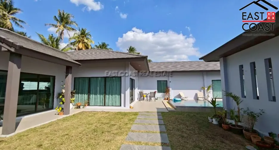 For rent and for sale 3 bedrooms house in Bang Lamung, Chonburi