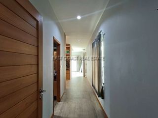 À vendre et à louer 3 chambres maison à Bang Lamung, Chonburi