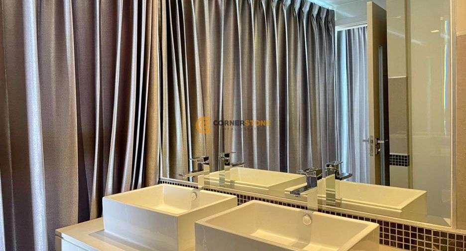 Condo en alquiler de 2 habitaciones en North Pattaya, Pattaya
