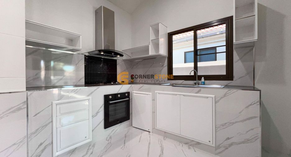 For rent and for sale 3 bedrooms house in Bang Lamung, Chonburi