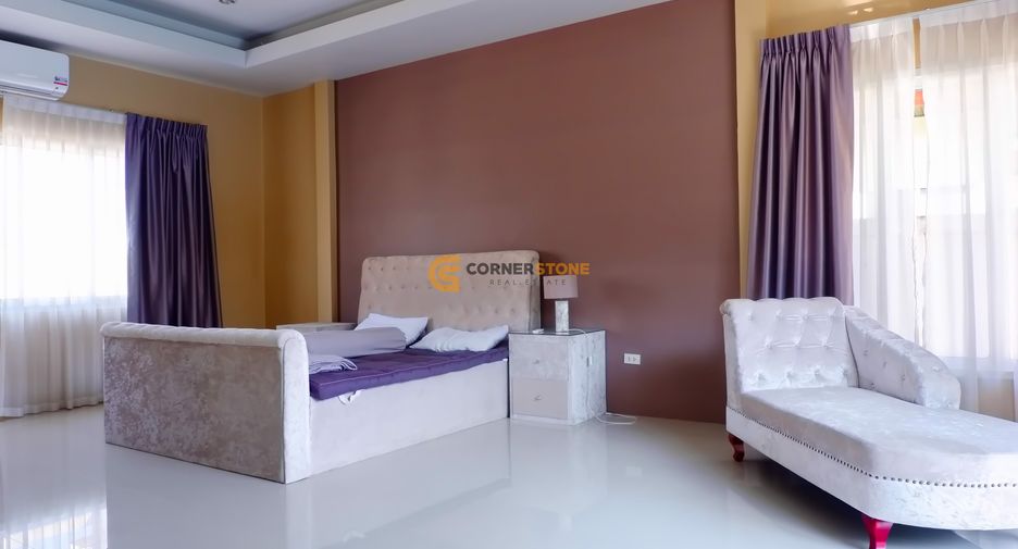 For rent and for sale 3 bedrooms house in Bang Lamung, Chonburi