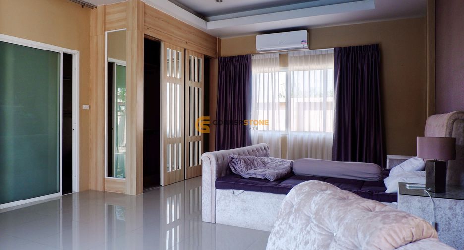 For rent and for sale 3 bedrooms house in Bang Lamung, Chonburi