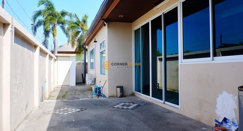 For rent and for sale 3 bedrooms house in Bang Lamung, Chonburi
