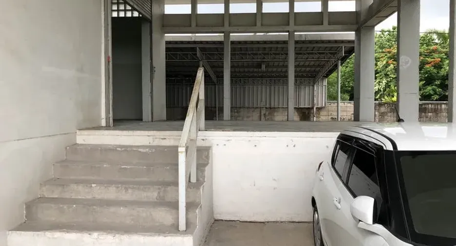 For rent warehouse in Lat Krabang, Bangkok