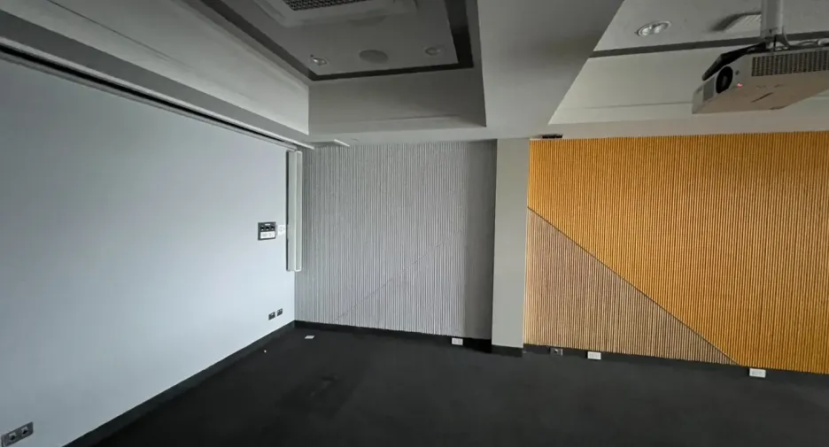 For rent retail Space in Bang Rak, Bangkok