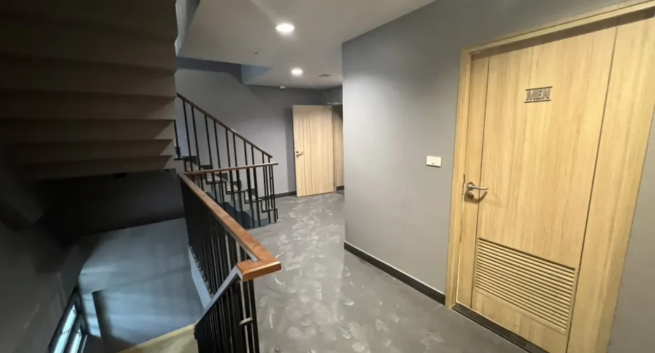 For rent retail Space in Bang Rak, Bangkok