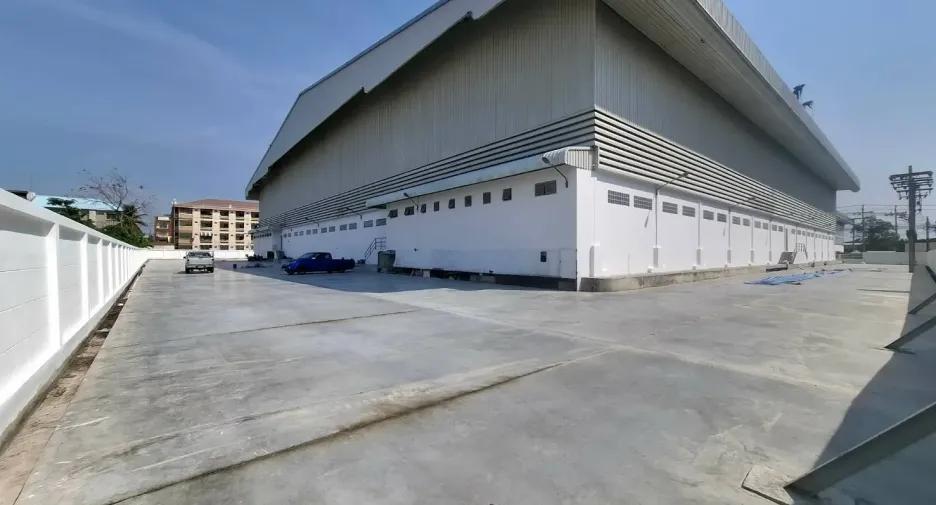 For rent warehouse in Bang Sao Thong, Samut Prakan