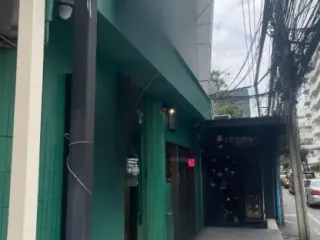 Аренда торговое помещение в Щаттхана, Бангкок