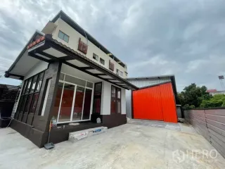 For rent warehouse in Bang Khen, Bangkok