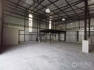 For rent warehouse in Bang Khen, Bangkok