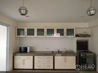 出租 3 卧室 独立屋 在 Watthana, 曼谷
