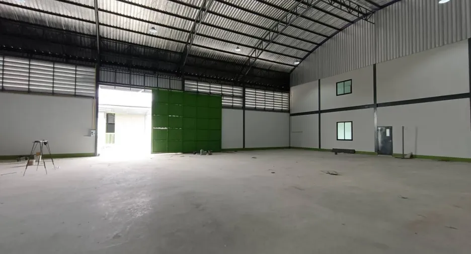 For rent warehouse in Lam Luk Ka, Pathum Thani