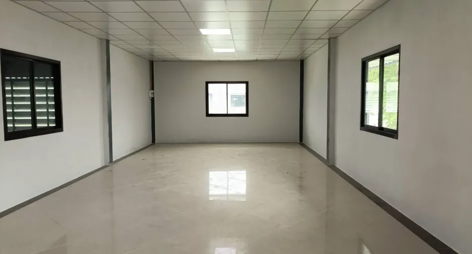 For rent warehouse in Lam Luk Ka, Pathum Thani
