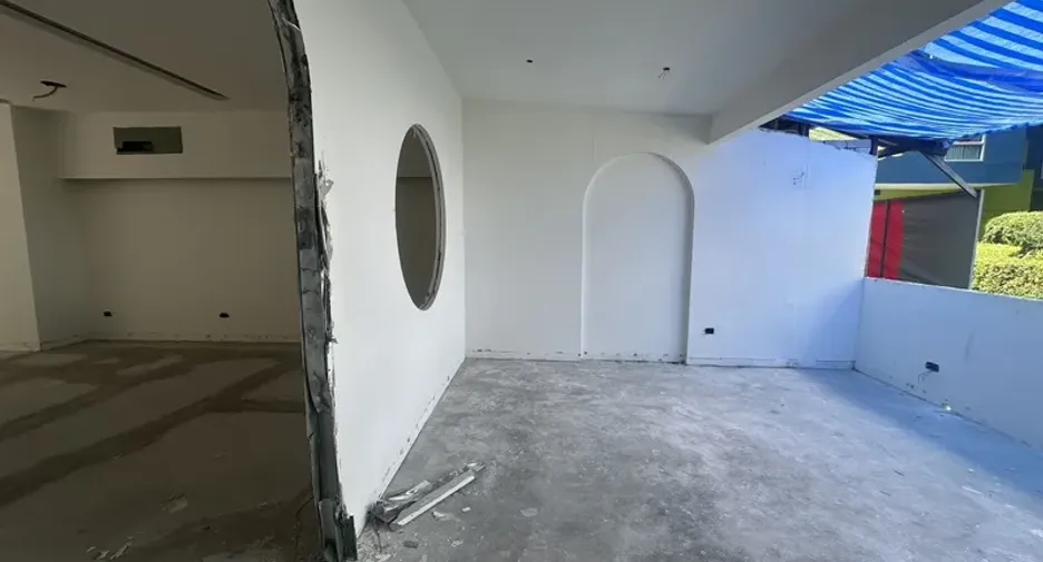 For rent 7 bedrooms office in Pathum Wan, Bangkok