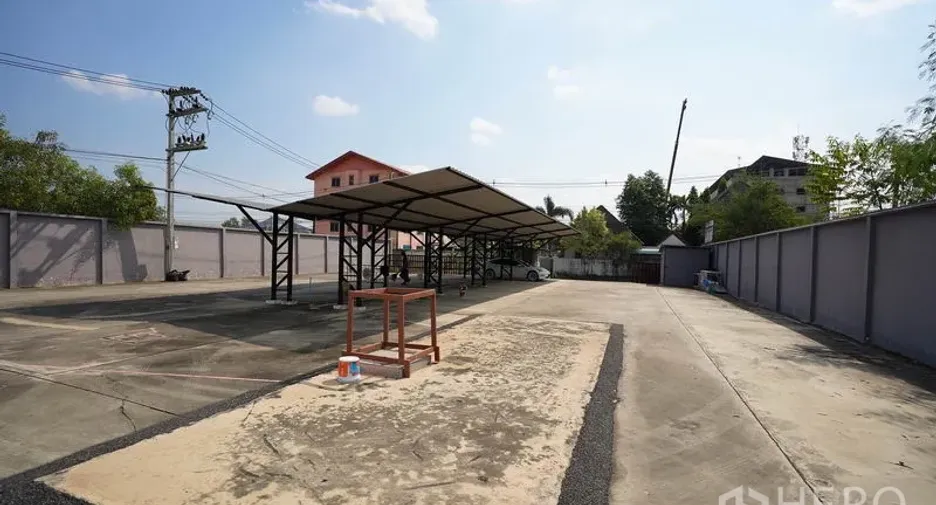 À vendre entrepôt à Khlong Luang, Pathum Thani