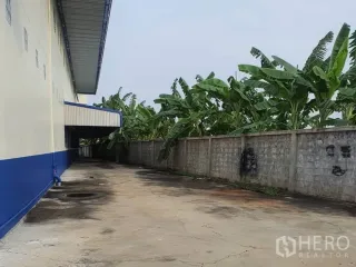 For rent warehouse in Bang Bua Thong, Nonthaburi