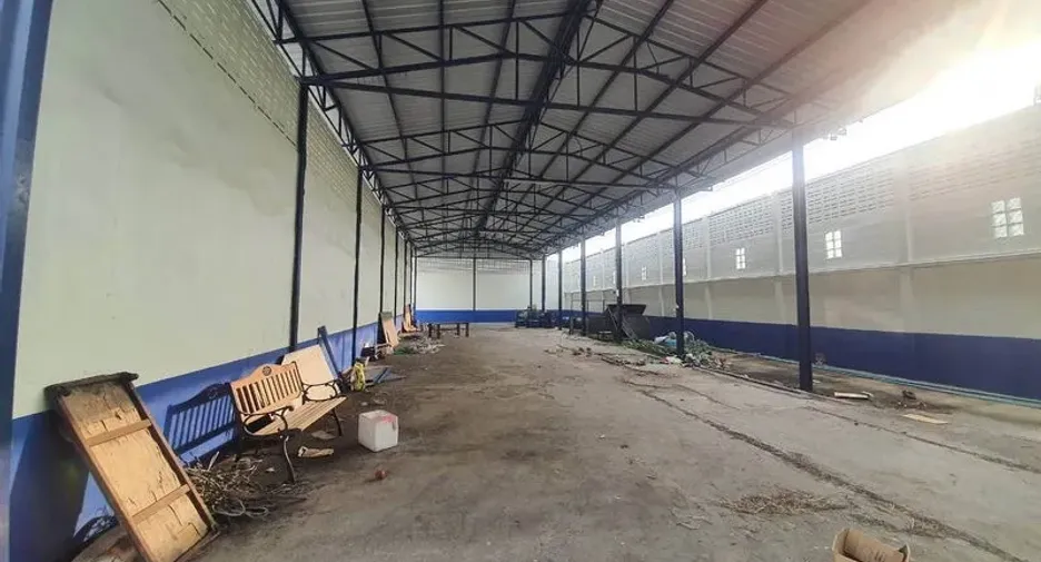 For rent warehouse in Bang Bua Thong, Nonthaburi