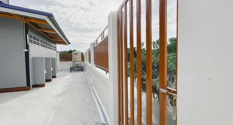 For rent and for sale warehouse in Khlong Luang, Pathum Thani