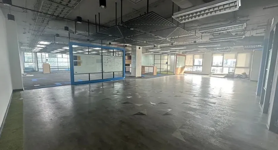 Oficina en alquiler en Sathon, Bangkok