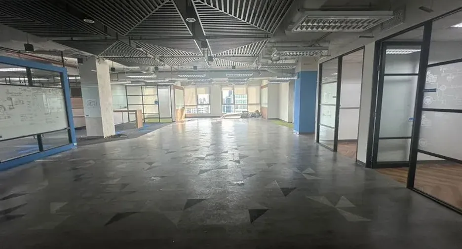 Oficina en alquiler en Sathon, Bangkok