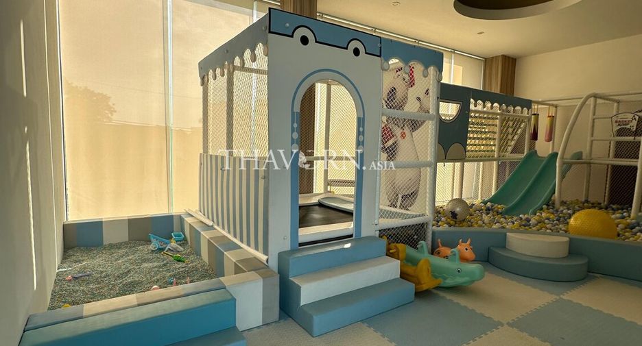 Casa en venta de 4 habitaciones en Bang Lamung, Chonburi