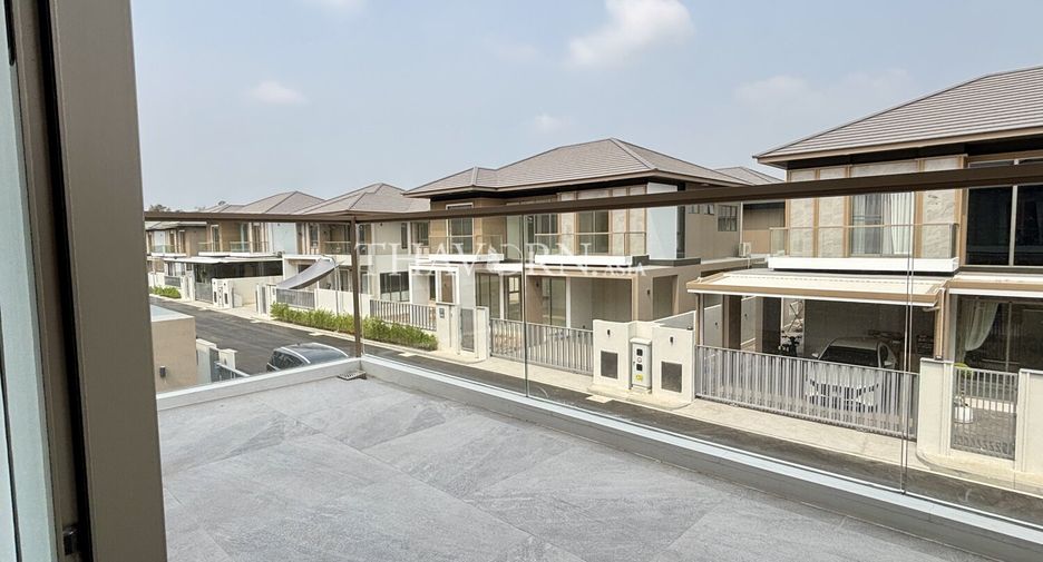 For sale 5 bedrooms house in Bang Lamung, Chonburi