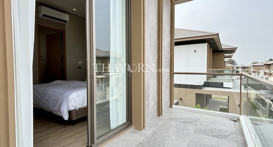 For sale 5 bedrooms house in Bang Lamung, Chonburi