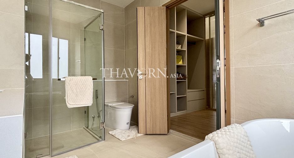 For sale 5 bedrooms house in Bang Lamung, Chonburi