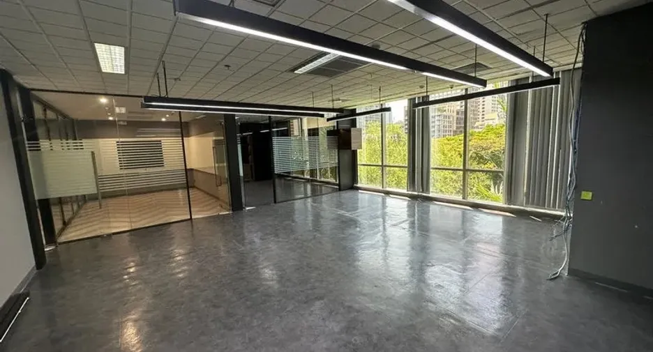 For rent office in Pathum Wan, Bangkok