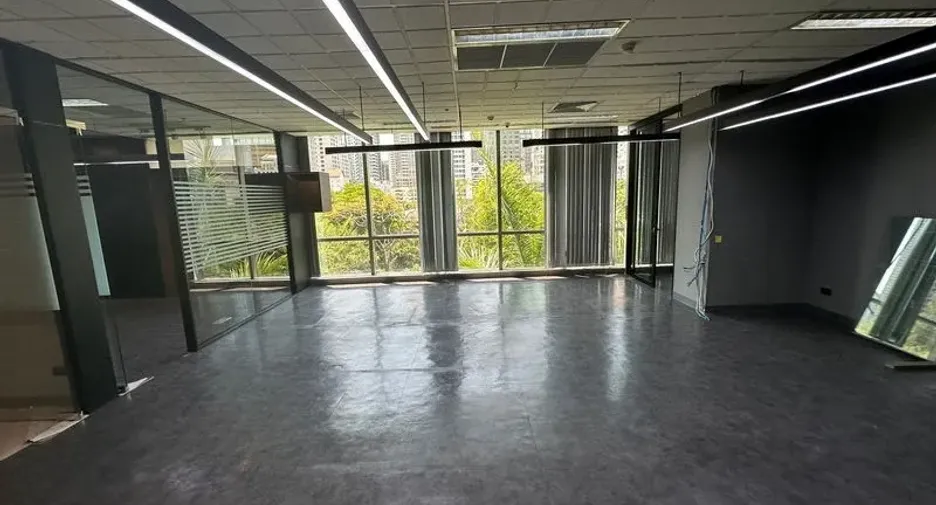 For rent office in Pathum Wan, Bangkok